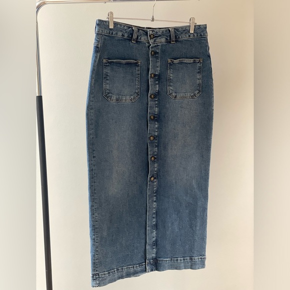 Pilcro Denim Button-Front Midi Skirt, Size 12 - Picture 2 of 13